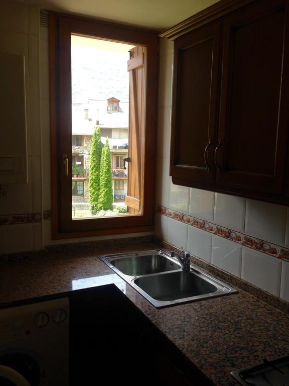 Vora Riu Apartment Esterri D'Aneu Ngoại thất bức ảnh