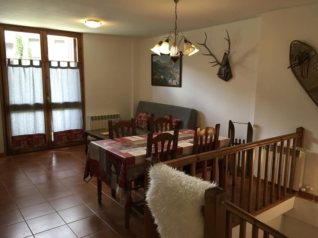 Vora Riu Apartment Esterri D'Aneu Ngoại thất bức ảnh